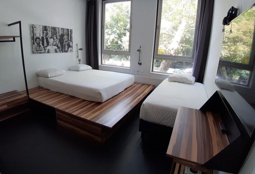 اتاق راحتی سه تخته, De Pijp Boutique Hotel