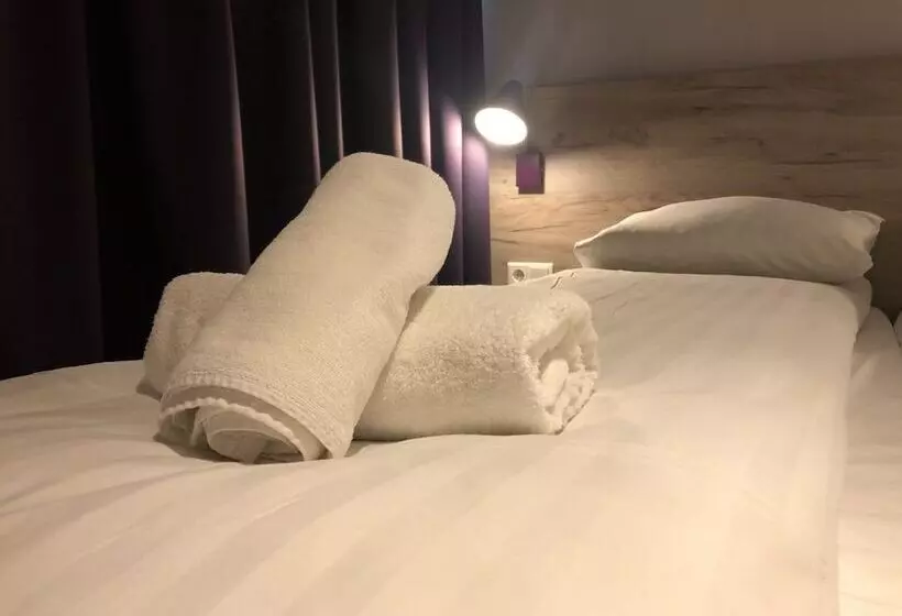 اتاق استاندارد سه نفره, Facade Hotel Amsterdam
