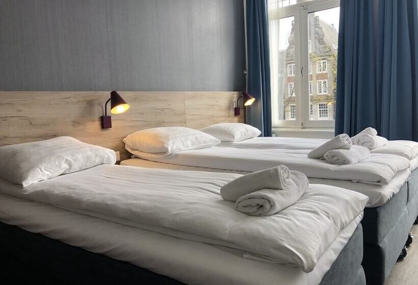 חדר סטנדרט לשלושה, Facade Hotel Amsterdam