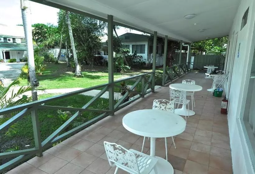 اتاق استاندارد, Madang Resort