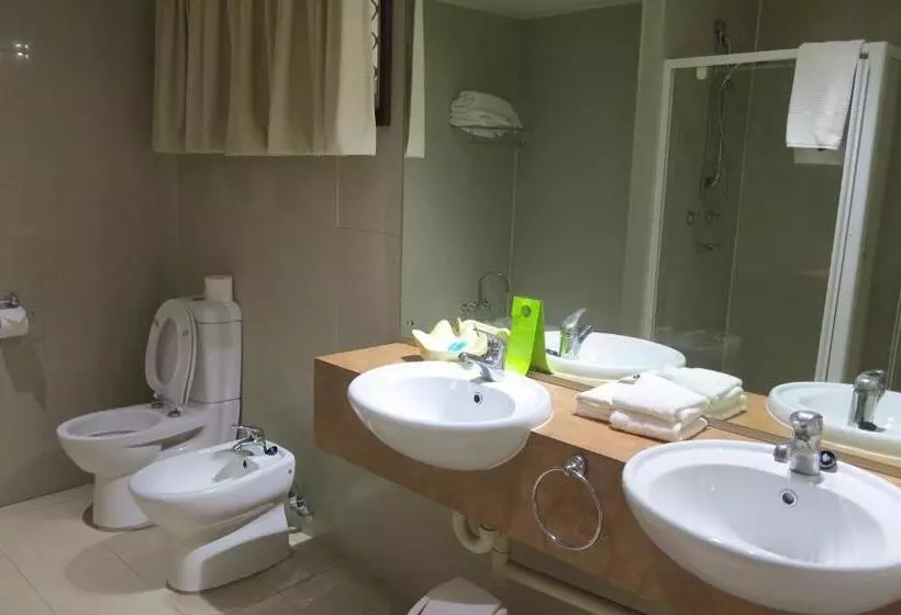 سوئیت پرزیدنت, Madang Resort