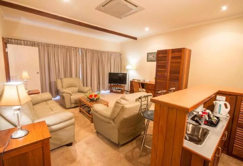 سوئیت پرزیدنت, Madang Resort