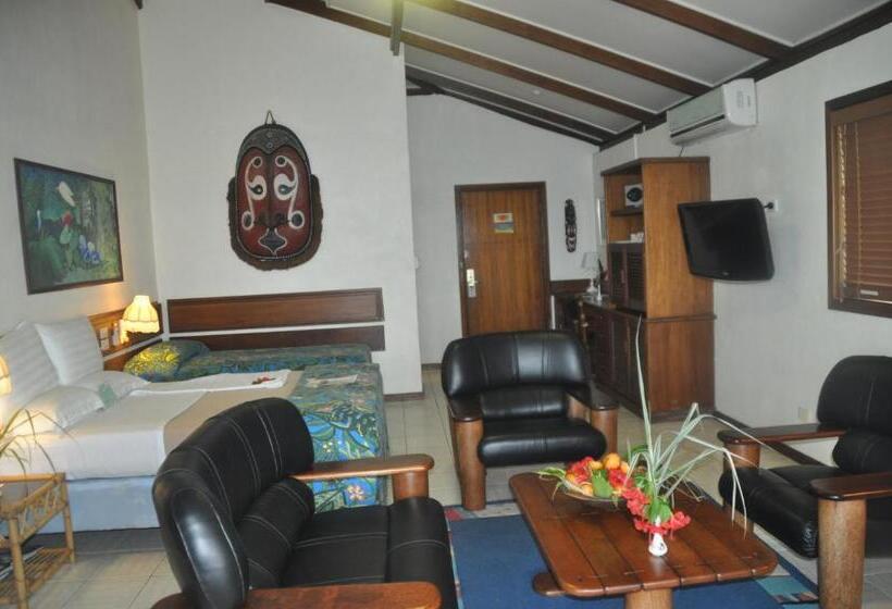 בקתה סטנדרטית, Madang Resort