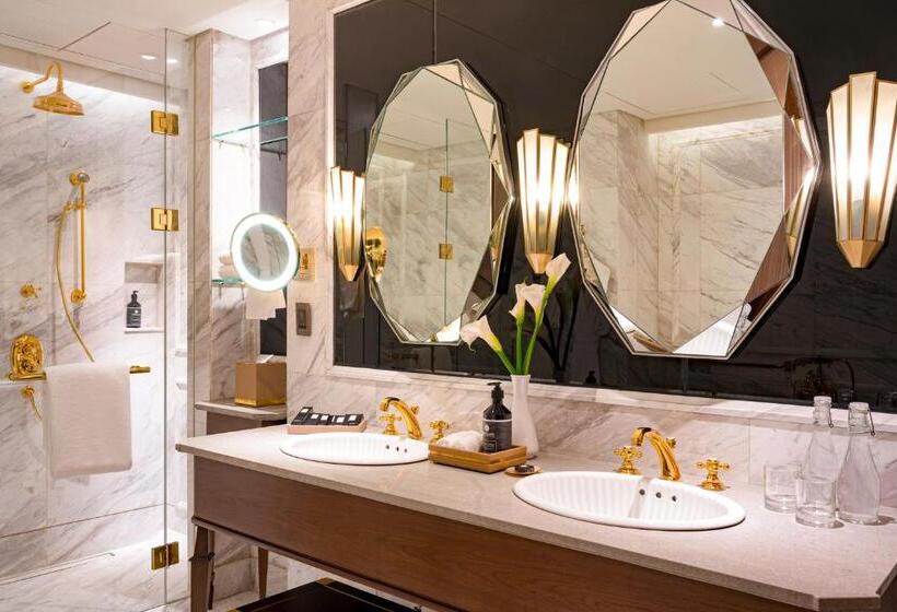 سوئیت اجرایی با تخت کینگ, Admiral Hotel Manila   Mgallery