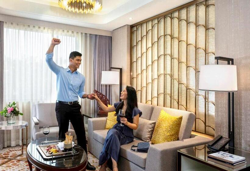 سوئیت اجرایی با تخت کینگ, Admiral Hotel Manila   Mgallery