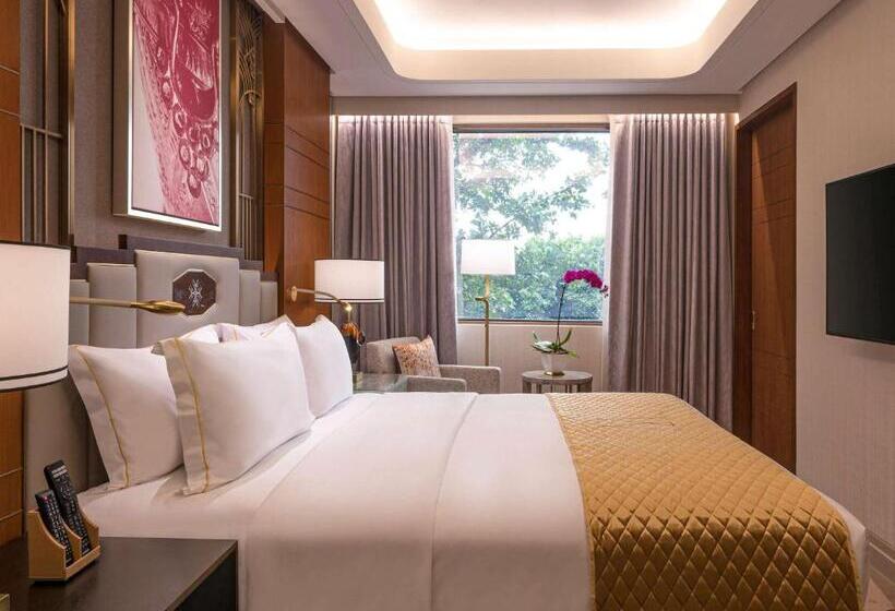 سوئیت اجرایی با تخت کینگ, Admiral Hotel Manila   Mgallery