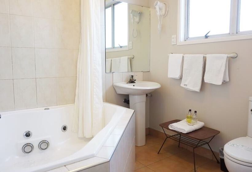 수피리어 스튜디오, Gateway International Motel
