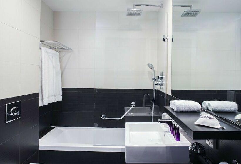 اتاق خانوادگی تودرتو, Avani Avenida Liberdade Lisbon