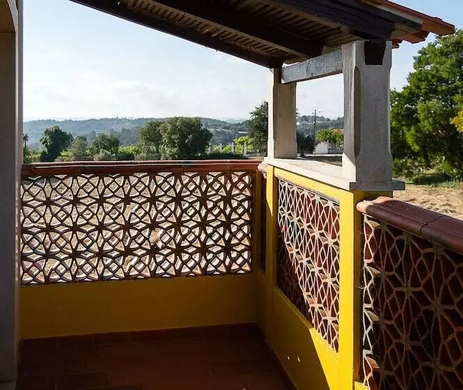 2 Bedroom Apartment Pool View, Casa Da Padeira Turismo Rural