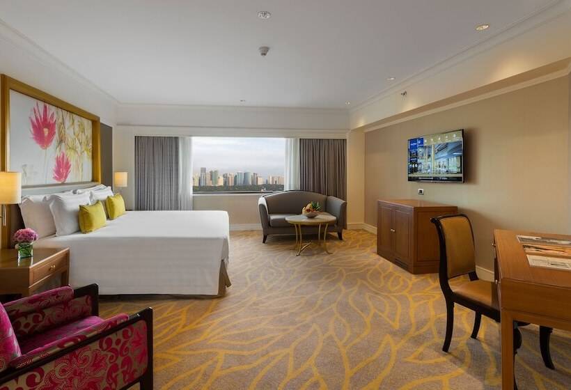 سوییت لوکس, Dusit Thani Manila