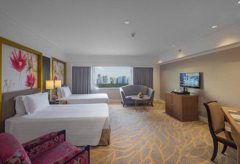 سوییت لوکس, Dusit Thani Manila