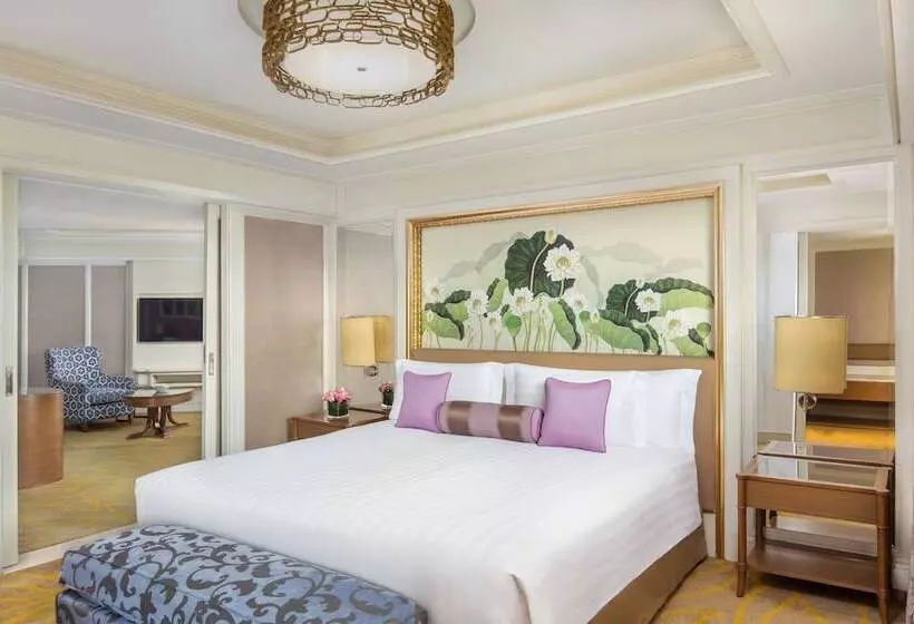 プレミアムスイート, Dusit Thani Manila