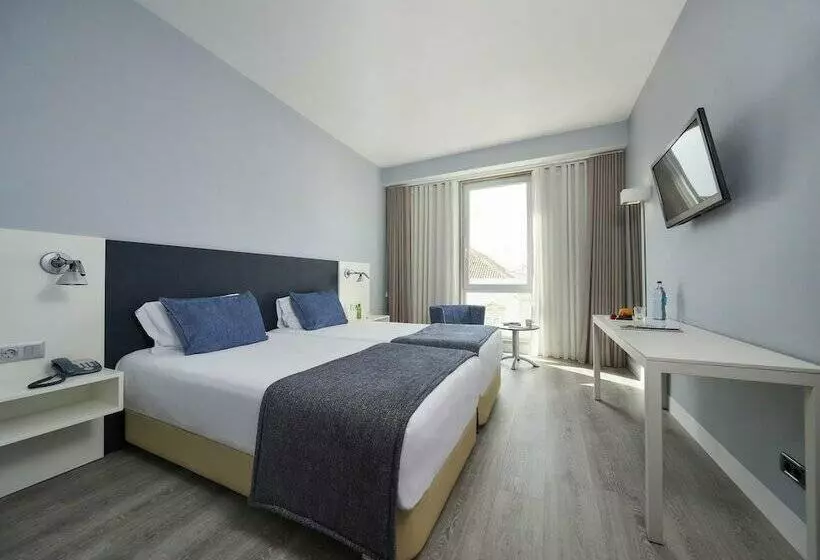 اتاق استاندارد, Faro & Beach Club
