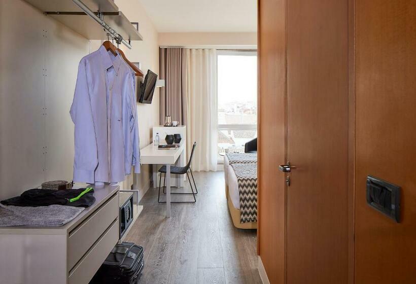 اتاق سوپریور, Faro & Beach Club