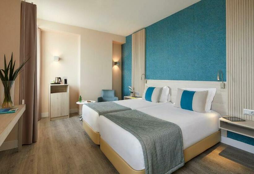 اتاق پرمیوم, Faro & Beach Club