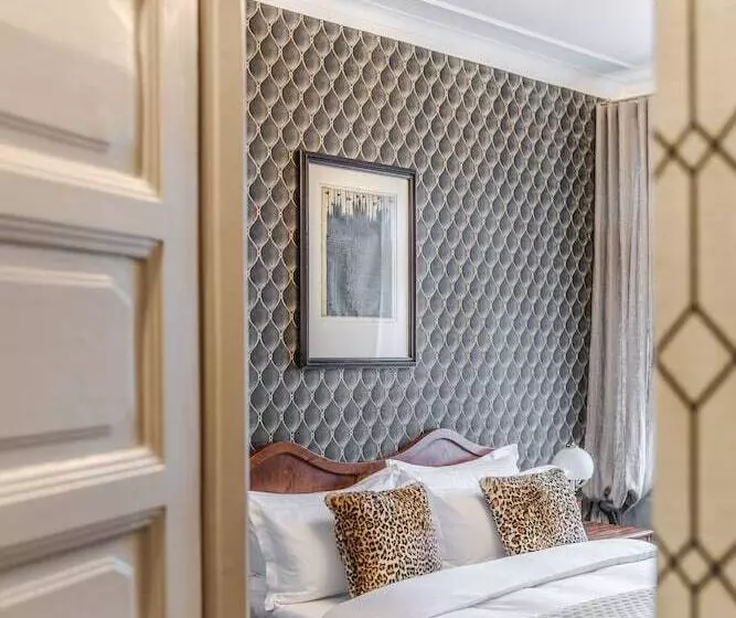 Deluxe Room, H15 Francuski Old Town   Destigo Hotels