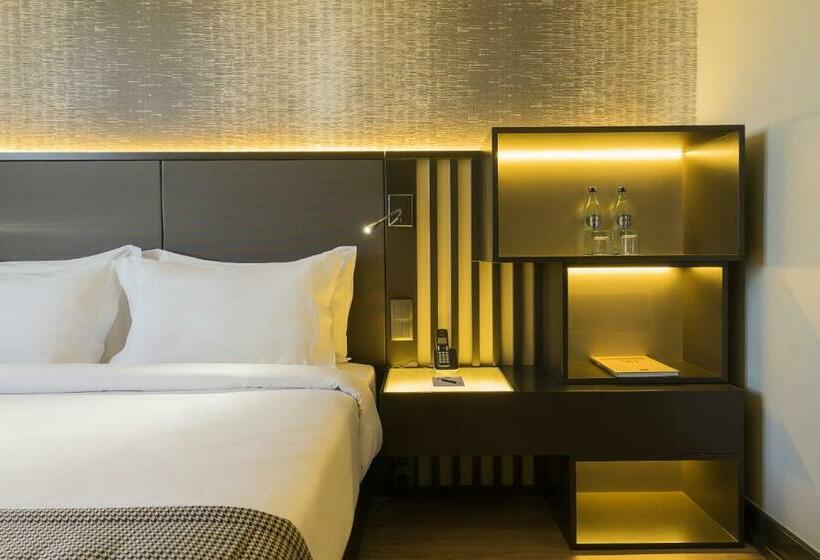 اتاق راحتی, Hf Fenix Lisboa