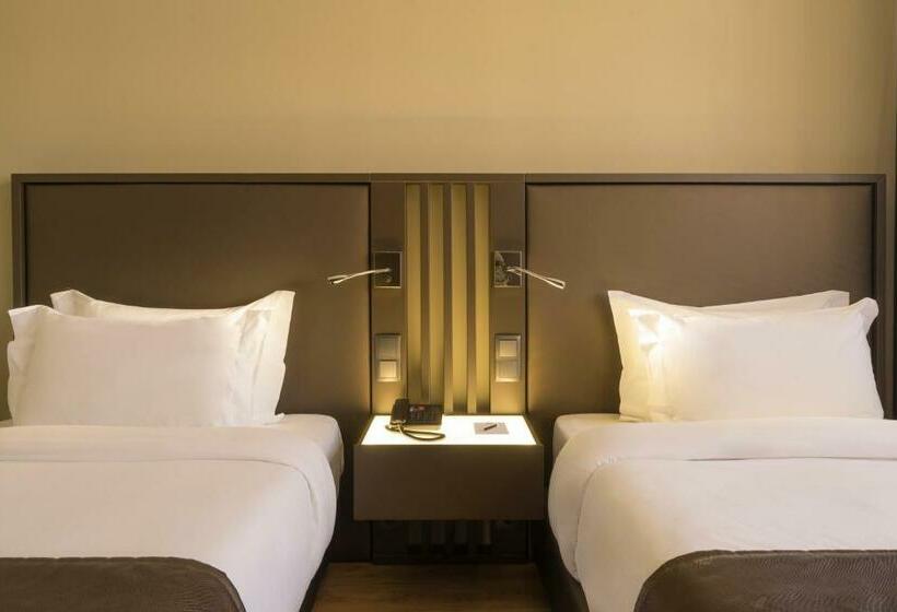 اتاق راحتی, Hf Fenix Lisboa