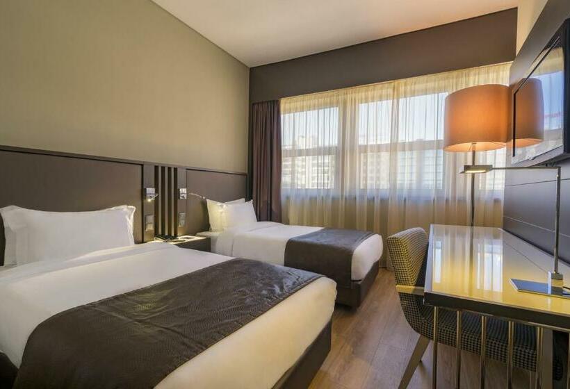 اتاق راحتی, Hf Fenix Lisboa