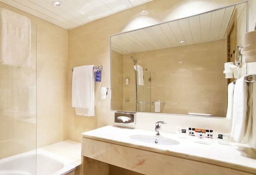 اتاق پرمیوم, Hf Fenix Lisboa