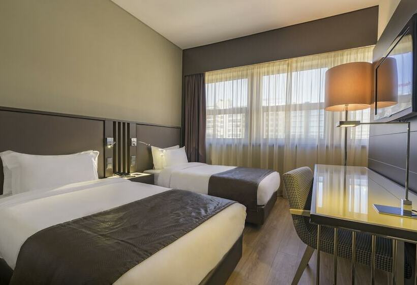 اتاق راحتی, Hf Fenix Lisboa