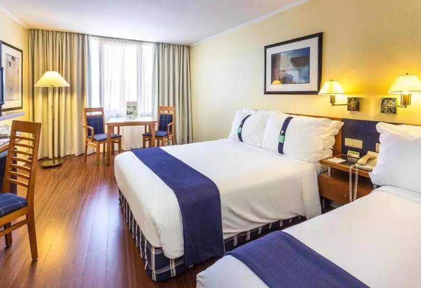 ２ダブルベッドのスタンダードルーム, Holiday Inn Lisbon By Ihg