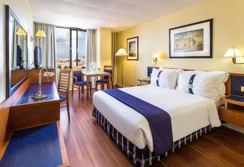スタンダードルーム, Holiday Inn Lisbon By Ihg