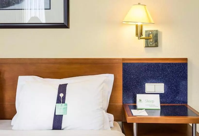 スタンダードルーム, Holiday Inn Lisbon By Ihg
