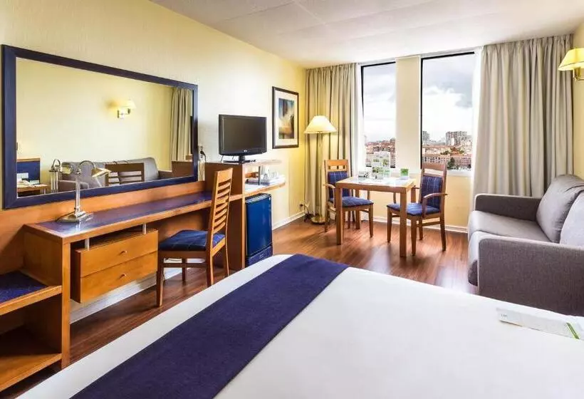 スタンダードルーム, Holiday Inn Lisbon By Ihg