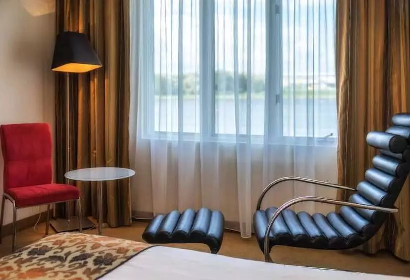 Superior room with lake view, Hp Park Poznań Malta