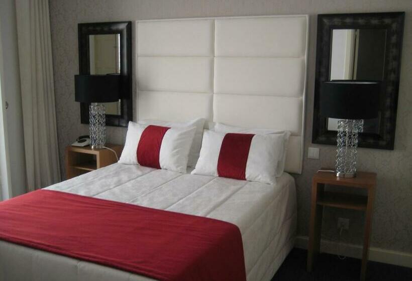 スタンダードシングルルーム, Josefa D'Obidos