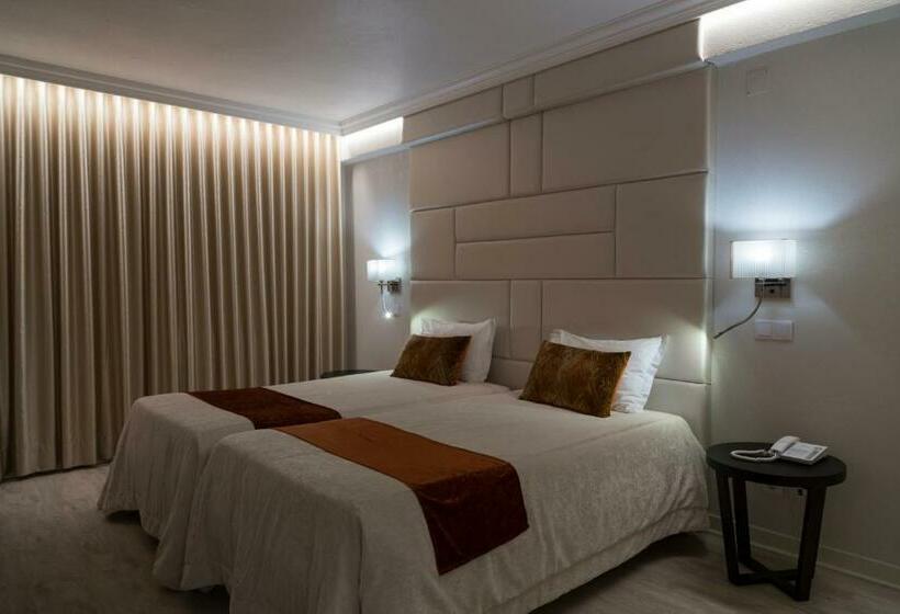 スタンダードルーム, Josefa D'Obidos