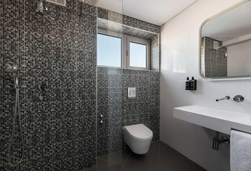 Люкс Премиум, Exe Praia Golfe