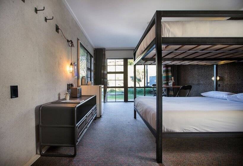 스탠다드 룸, Sherwood Queenstown