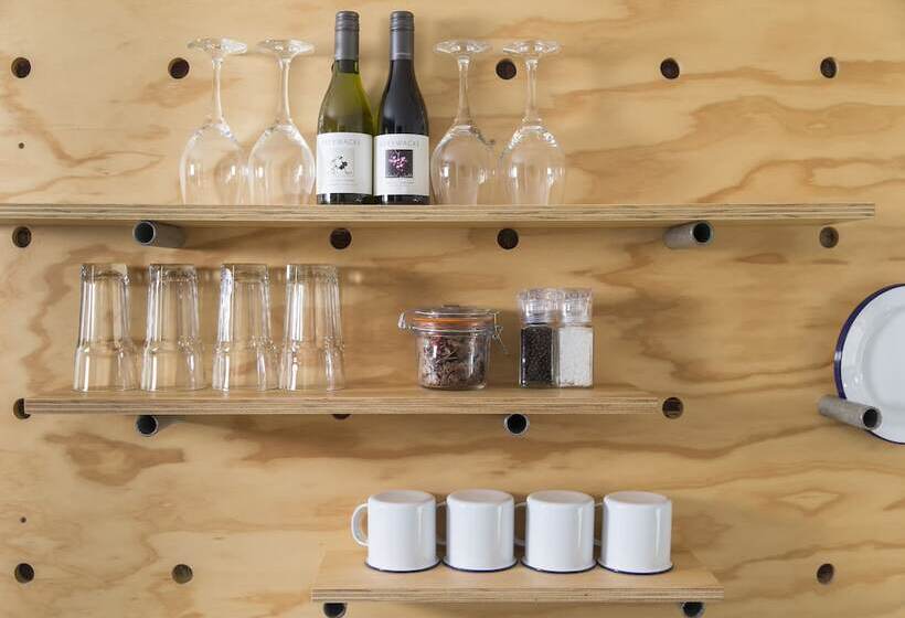 شقة غرفة واحدة, Sherwood Queenstown