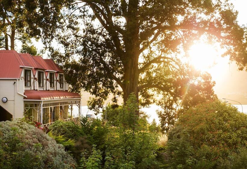 إستوديو بريميوم, Sherwood Queenstown