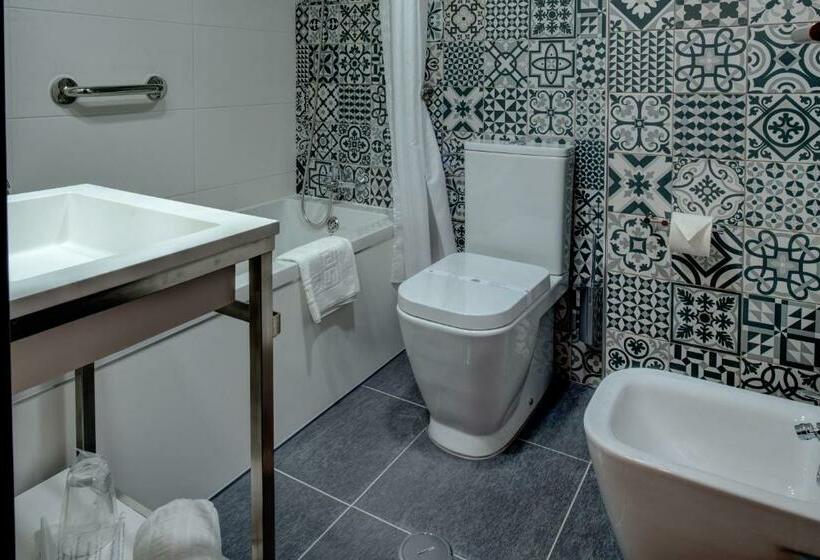 اتاق اجرایی یک تخته, Vip Inn Berna