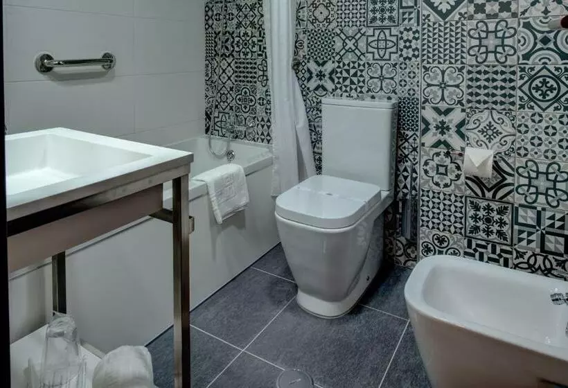 اتاق اجرایی یک تخته, Vip Inn Berna