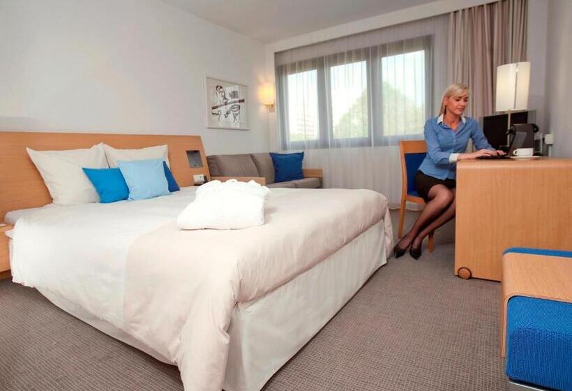 行政房间, Novotel Gdansk Centrum