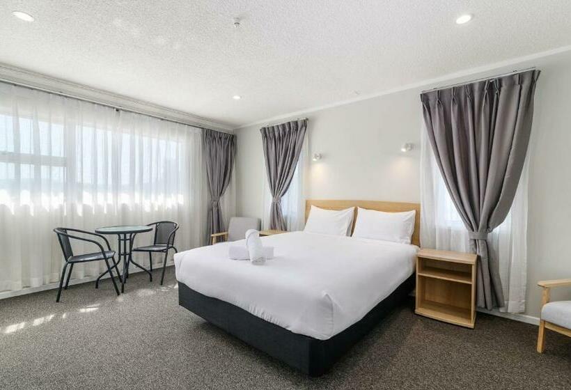 Студия Deluxe, Thermal Oak Motel