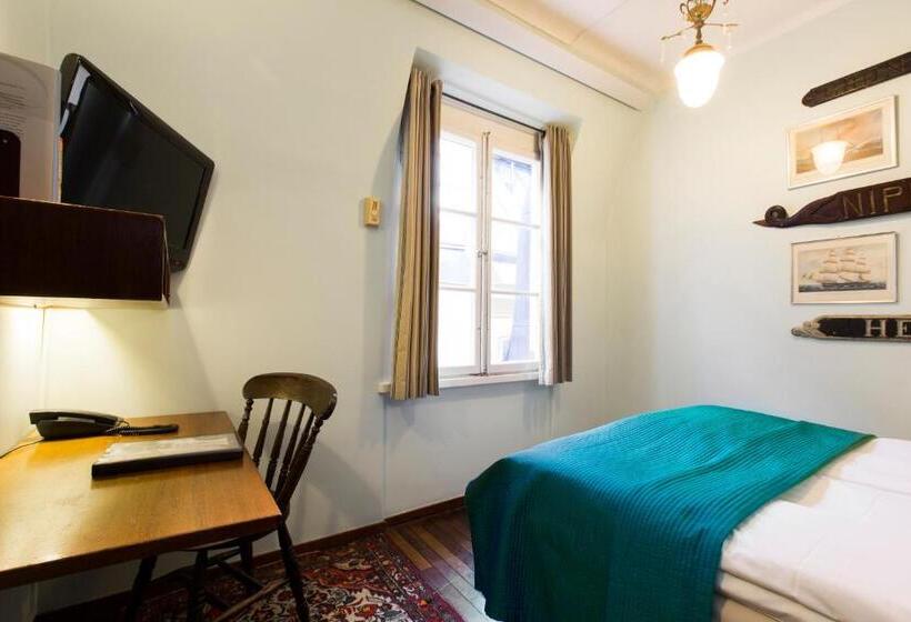 اتاق عادی, Lord Nelson