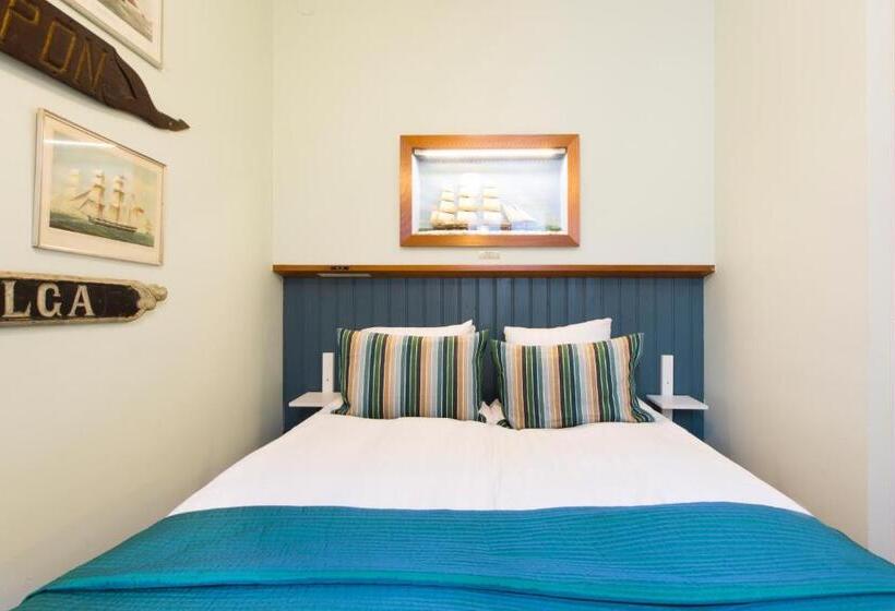 اتاق عادی, Lord Nelson