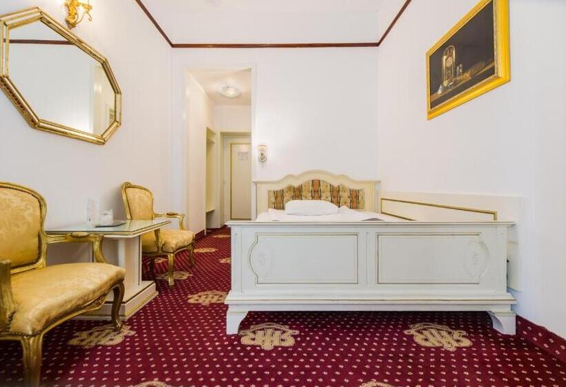 标准单人间, Imparatul Romanilor