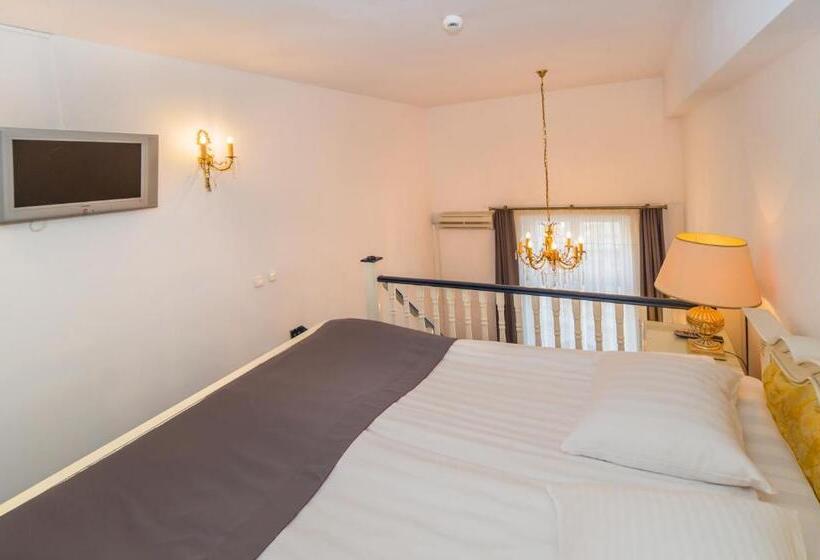 标准间, Imparatul Romanilor