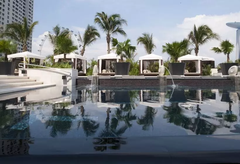 اتاق استاندارد با چشمانداز دریا, Mandarin Oriental Singapore