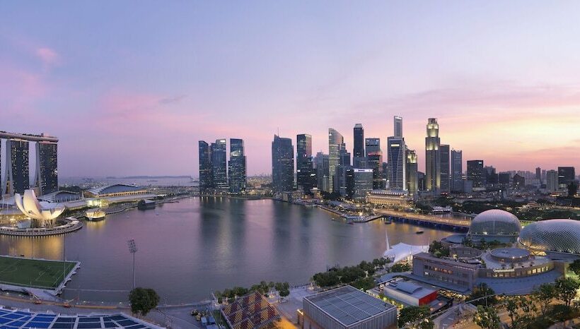 اتاق استاندارد با چشمانداز, Mandarin Oriental Singapore