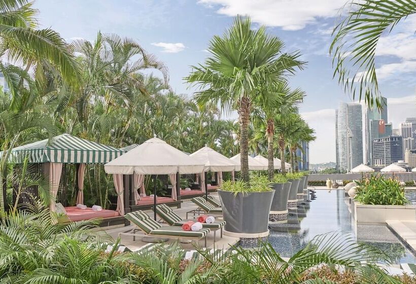 اتاق استاندارد با چشمانداز دریا, Mandarin Oriental Singapore