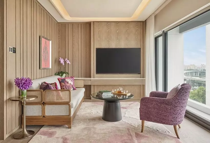 سوییت با چشمانداز دریا, Mandarin Oriental Singapore