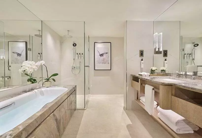 اتاق لوکس, Mandarin Oriental Singapore