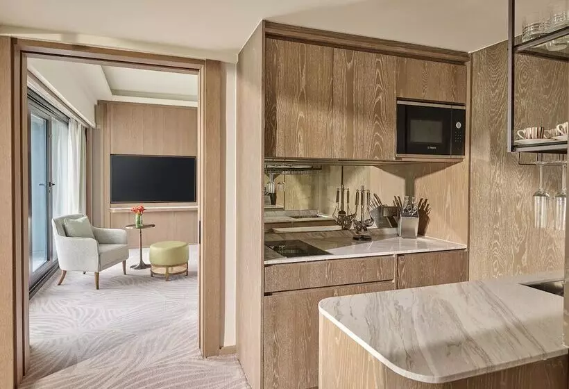 سوییت خانوادگی, Mandarin Oriental Singapore
